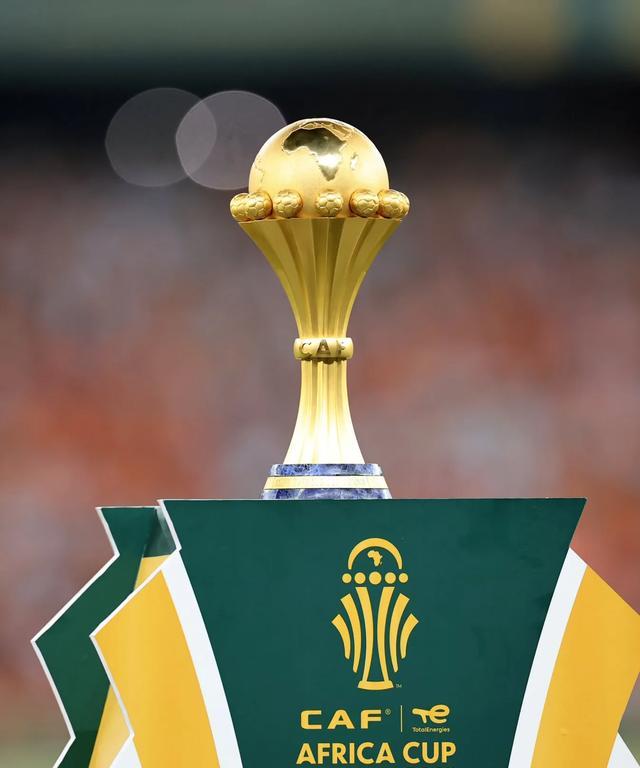 曼联需要召回鲁本·阿莫林不想使用的应急选项（曼联或需召回被鲁本·阿莫林弃用的应急人选）