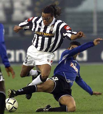 客队面对主队连续12场不败！海外情报：纽卡斯尔联0-2曼城（海外情报：曼城客场2-0击败纽卡斯尔联，已连续12场对其不败）