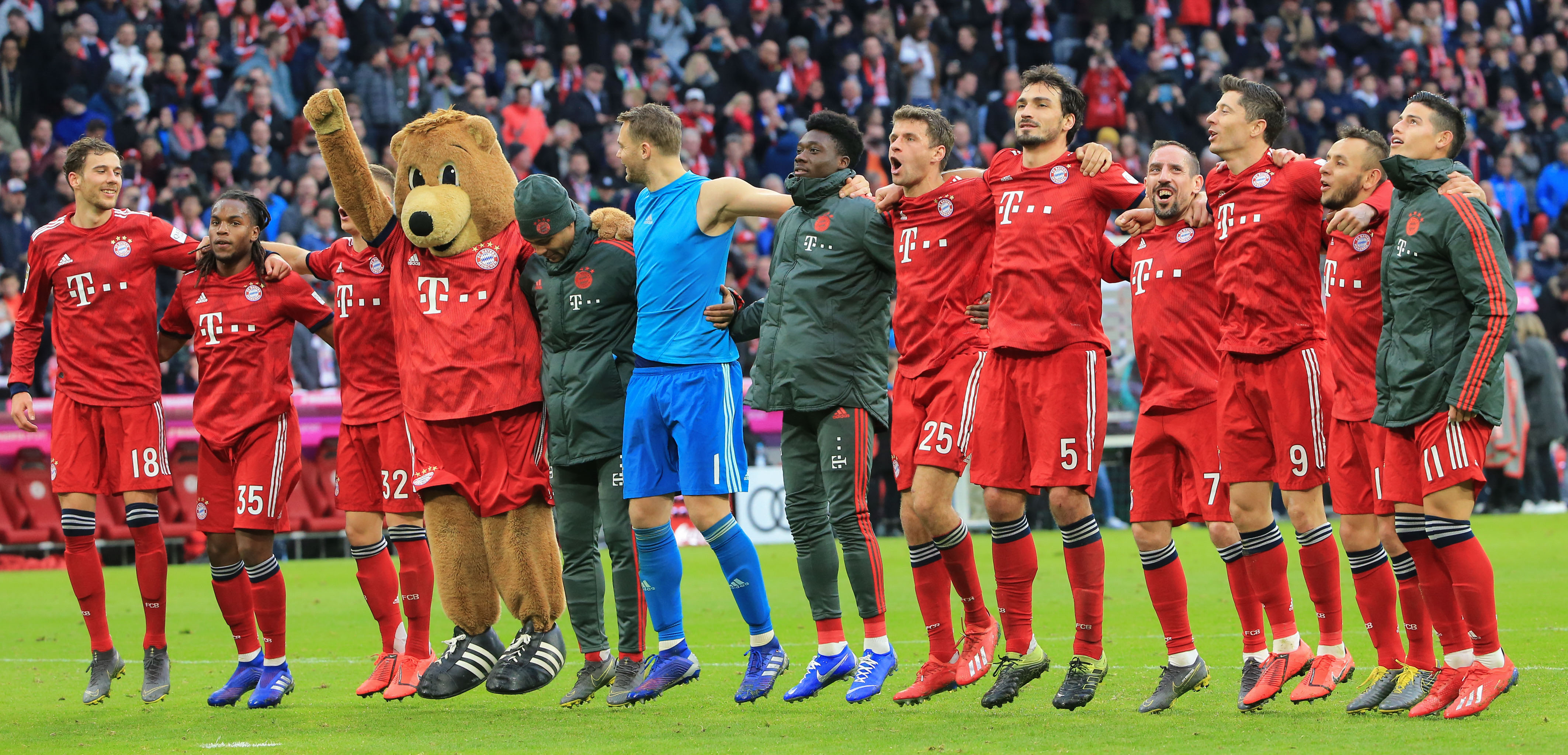 前申花外援金信煜严重违反纪律准则，被港超杰志提前解约（港超杰志以严重违纪为由，提前终止与前申花外援金信煜的合同）