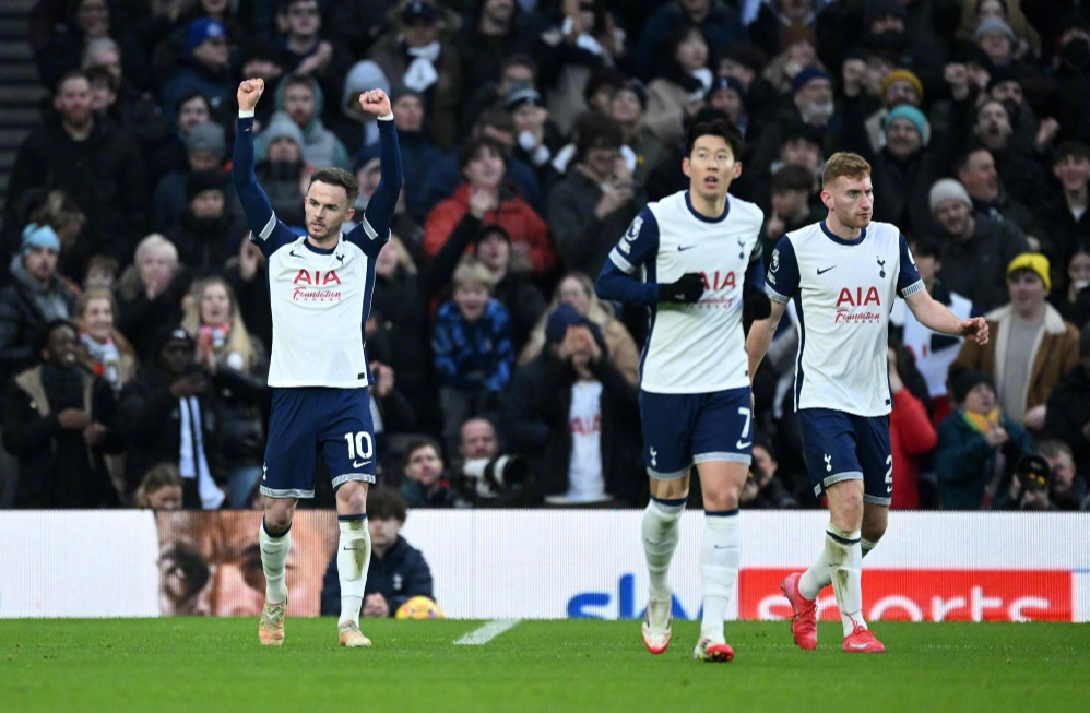 记者：兰克尔-泽在海牛出征杭州前拂袖而去，职业素养低（记者：海牛赴杭前兰克尔-泽突然离队，职业素养遭质疑）