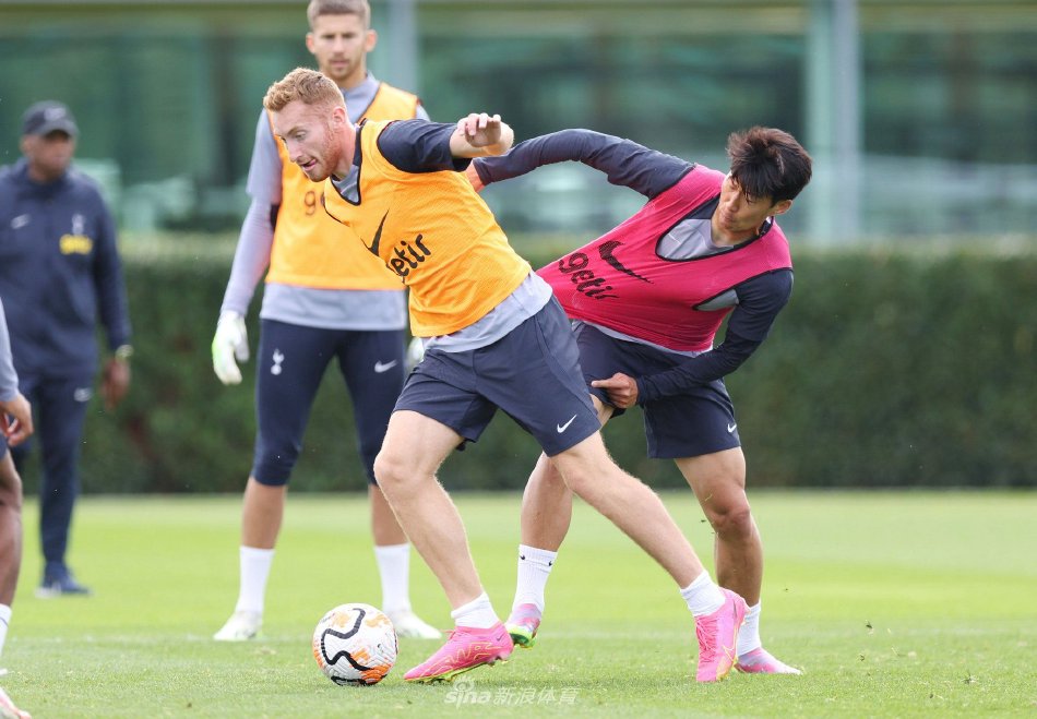 迪马济奥：菲尔克鲁格今晚抵达米兰，3日战卡利亚里就能出场（迪马济奥：菲尔克鲁格今夜飞抵米兰，3日对阵卡利亚里即可出战）