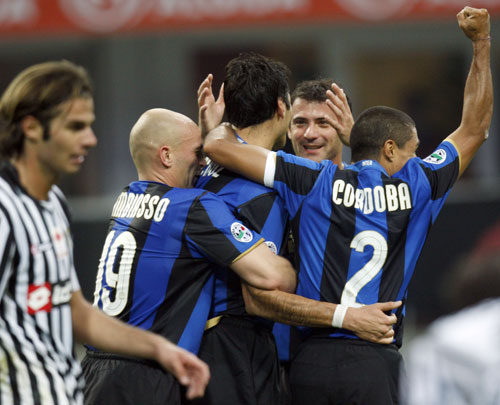 巴媒：小罗比尼奥解约金高达5000万欧，桑托斯对其低调保护（巴媒称小罗比尼奥违约金达5000万欧元，桑托斯低调护航）