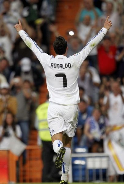 篮球火箭球员社媒晒出训练照（火箭队球员社交平台晒训练照）