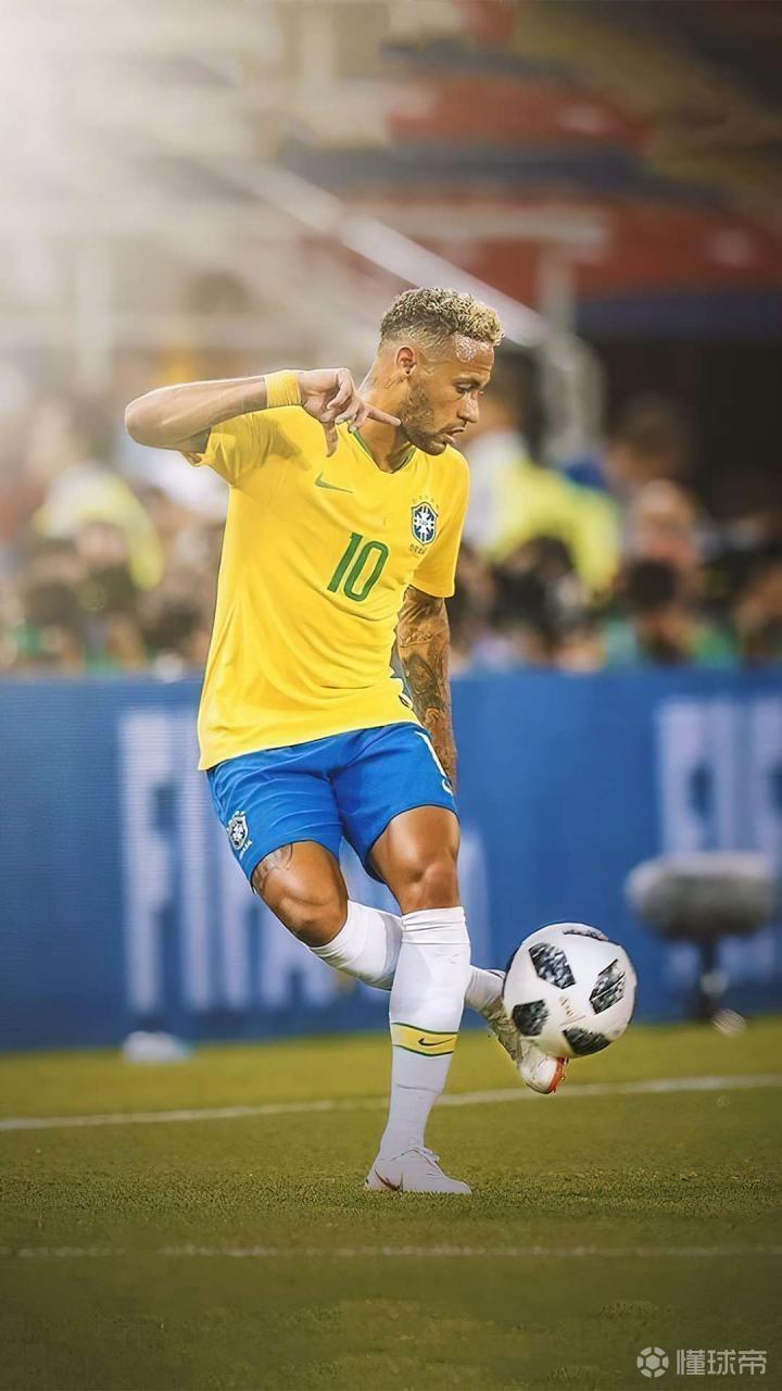 英超赛场亮点：利物浦逆转曼联,（英超焦点战：利物浦完成逆转击败曼联）